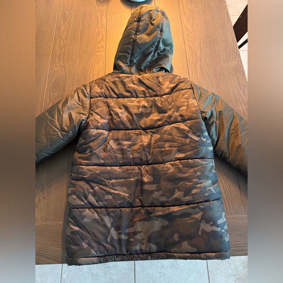 Rothschild camo puffer size 14 - Picture 3 of 3